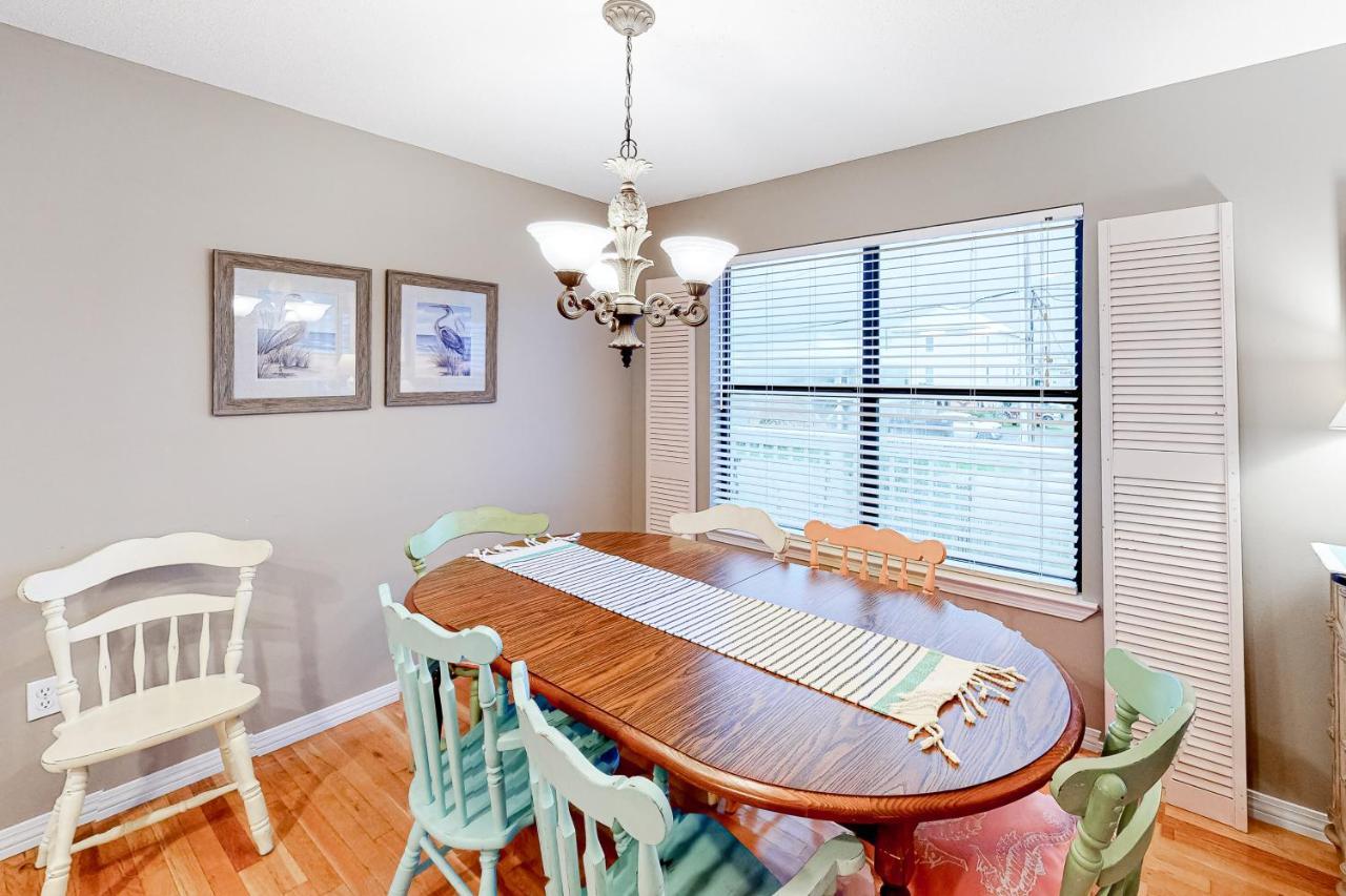 The Dugout By Meyer Vacation Rentals Gulf Shores Exteriör bild